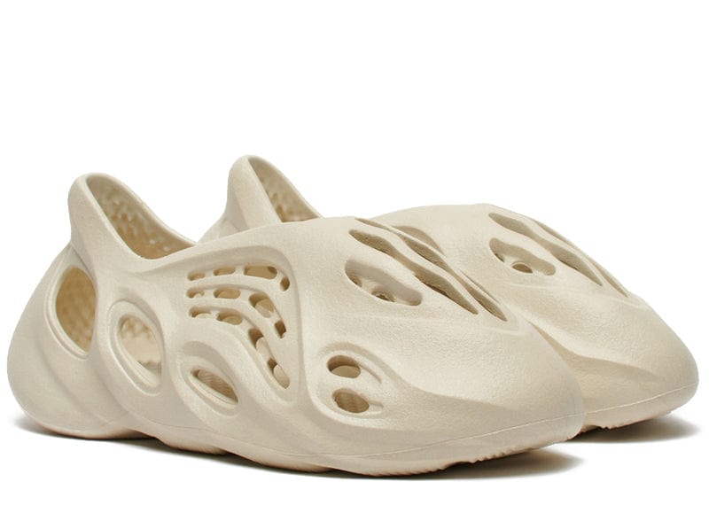 Yeezy Foam RNNR — Etham/Sand — product photo 1