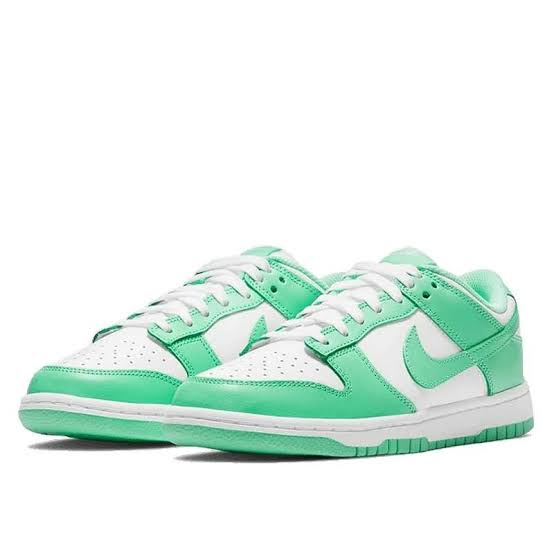 Dunk Low Glow green